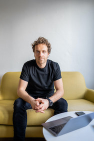 Stephan Bayer, Gründer und CEO von sofatutor